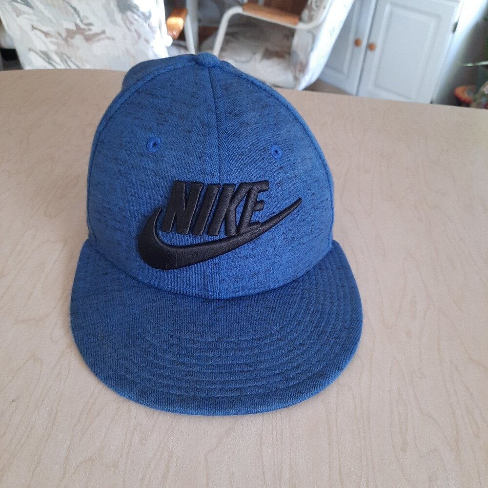 Nike True Tech Fleece Snapback Adjustable Hat Cap - Game Royal Heather/Black, OS